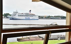 Hotel Vantis Riverside