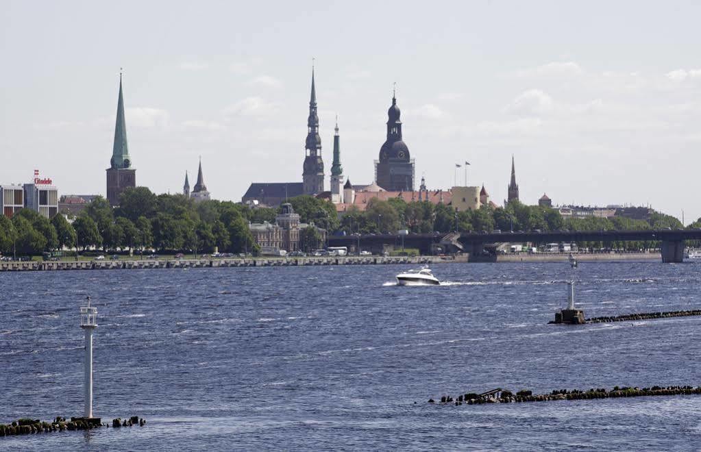 Hotel Vantis Riverside Riga Exterior foto